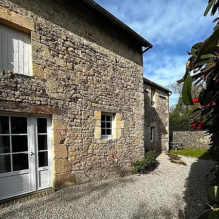 Les D'omaha Etablissement Avec Deux D'hotes, Petit-dejeuner Compris Fait-maison Et Produits Locaux Vierville-sur-Mer
