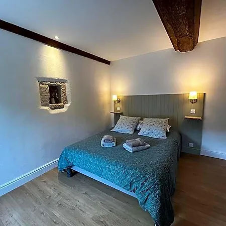 Les D'omaha Etablissement Avec Deux D'hotes, Petit-dejeuner Compris Fait-maison Et Produits Locaux Bed & Breakfast