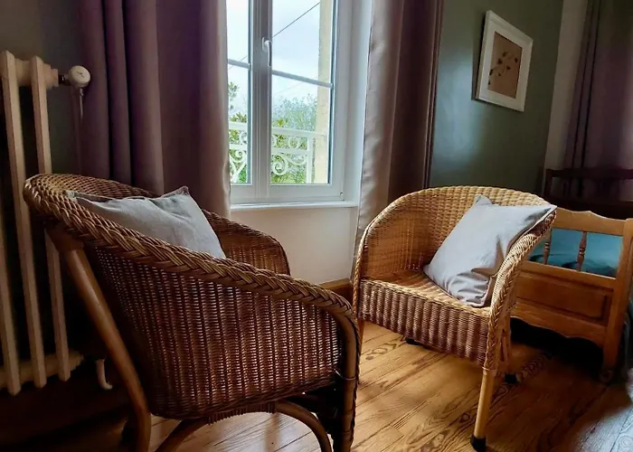 Alojamento de Acomodação e Pequeno-almoço Les D'omaha Etablissement Avec Deux D'hôtes, Petit-déjeuner Compris Fait-maison Et Produits Locaux