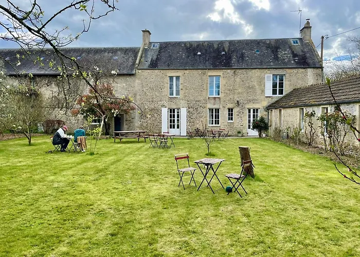 Les D'omaha Etablissement Avec Deux D'hotes, Petit-dejeuner Compris Fait-maison Et Produits Locaux Bed & Breakfast 3*