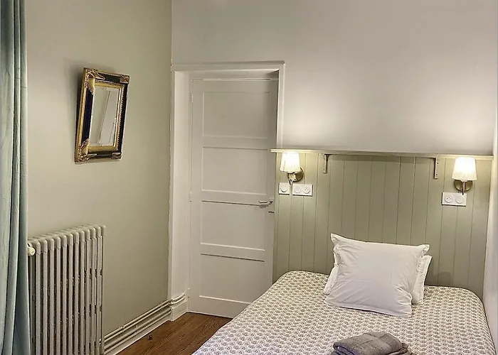 Alojamento de Acomodação e Pequeno-almoço Les D'omaha Etablissement Avec Deux D'hôtes, Petit-déjeuner Compris Fait-maison Et Produits Locaux 3*